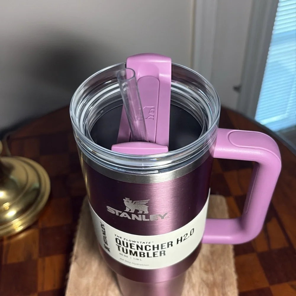 Stanley 40 oz Quencher H2.0 metallic purple - Picture 3 of 6